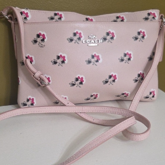 Coach Pink Floral Cross Grain FloralCrossbody Bag EUC - Picture 2 of 10